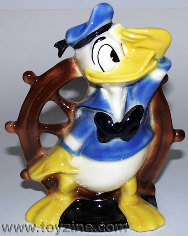 Donald Duck - 1960 - CERAMIC, Disney's Donald Duck figure from the 1960's