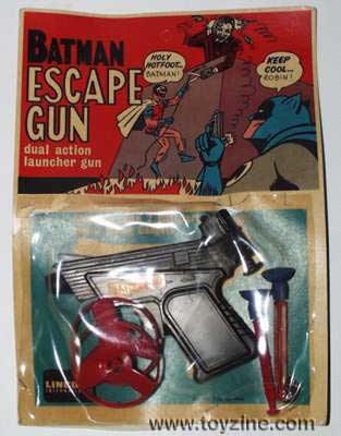 BATMAN ESCAPE GUN - 1960s BY LINCOLN - PLASTIC, have red and black